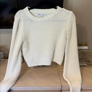 Express x Olivia Culpo Cream Sweater S